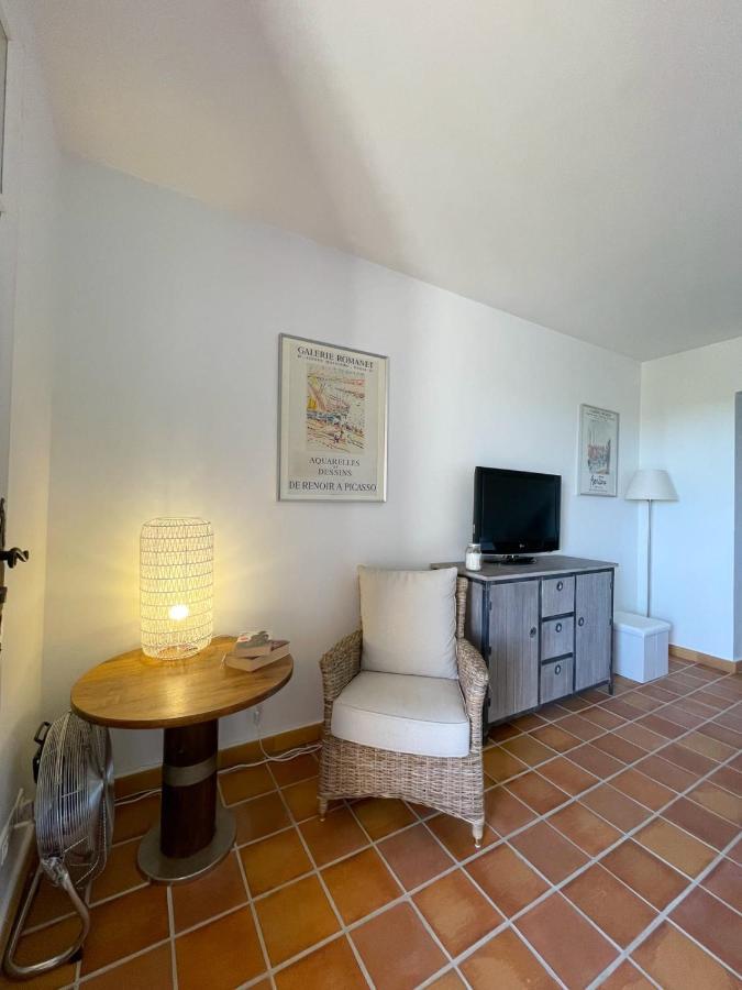 Superb Apartment With Balcony Near The Beach Saint-Raphaël Exterior foto